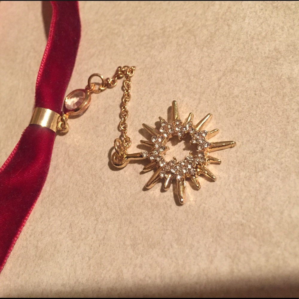 🌟 Lovely velvet lariat starburst sun choker ☀️ - Picture 6 of 8
